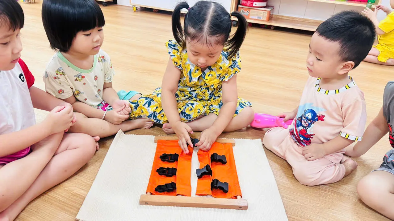 Học quen với đồ vật 